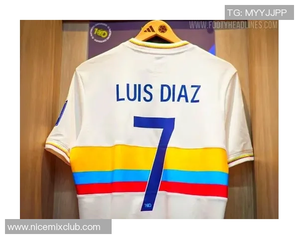 足球明星纪念服图片展示与分析让我们一起回顾经典瞬间与球员传奇故事 足球明星纪念服图片展示与分析让我们一起回顾经典瞬间与球员传奇故事